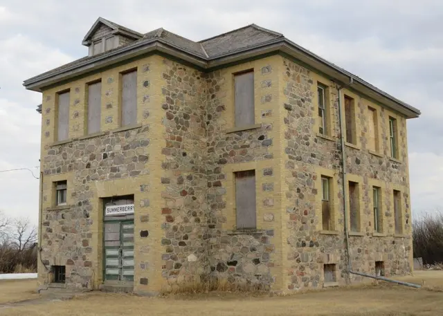 Summerberry Stone School